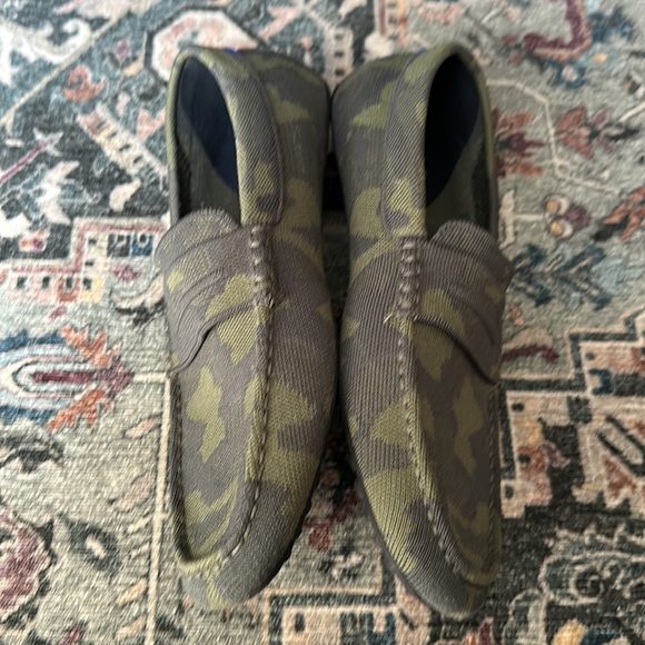 Men’s Rothy’s Driving Loafers - Picture 3 of 6